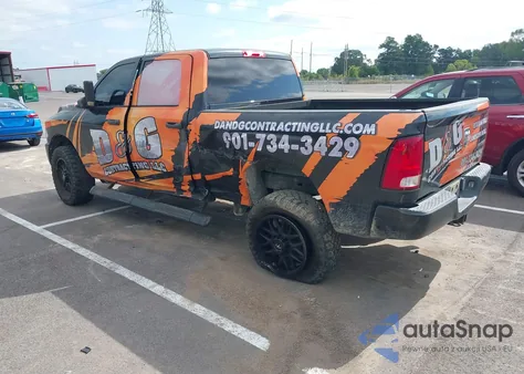 2018 Ram 2500 Tradesman 4X4 6'4 Box from USA, damaged, VIN 3C6UR5CL2JG338031